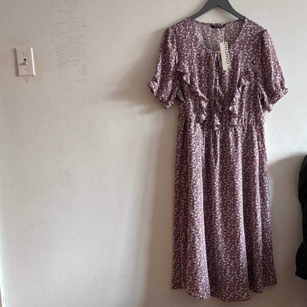 BloomChic Lavender Floral Midi Dress